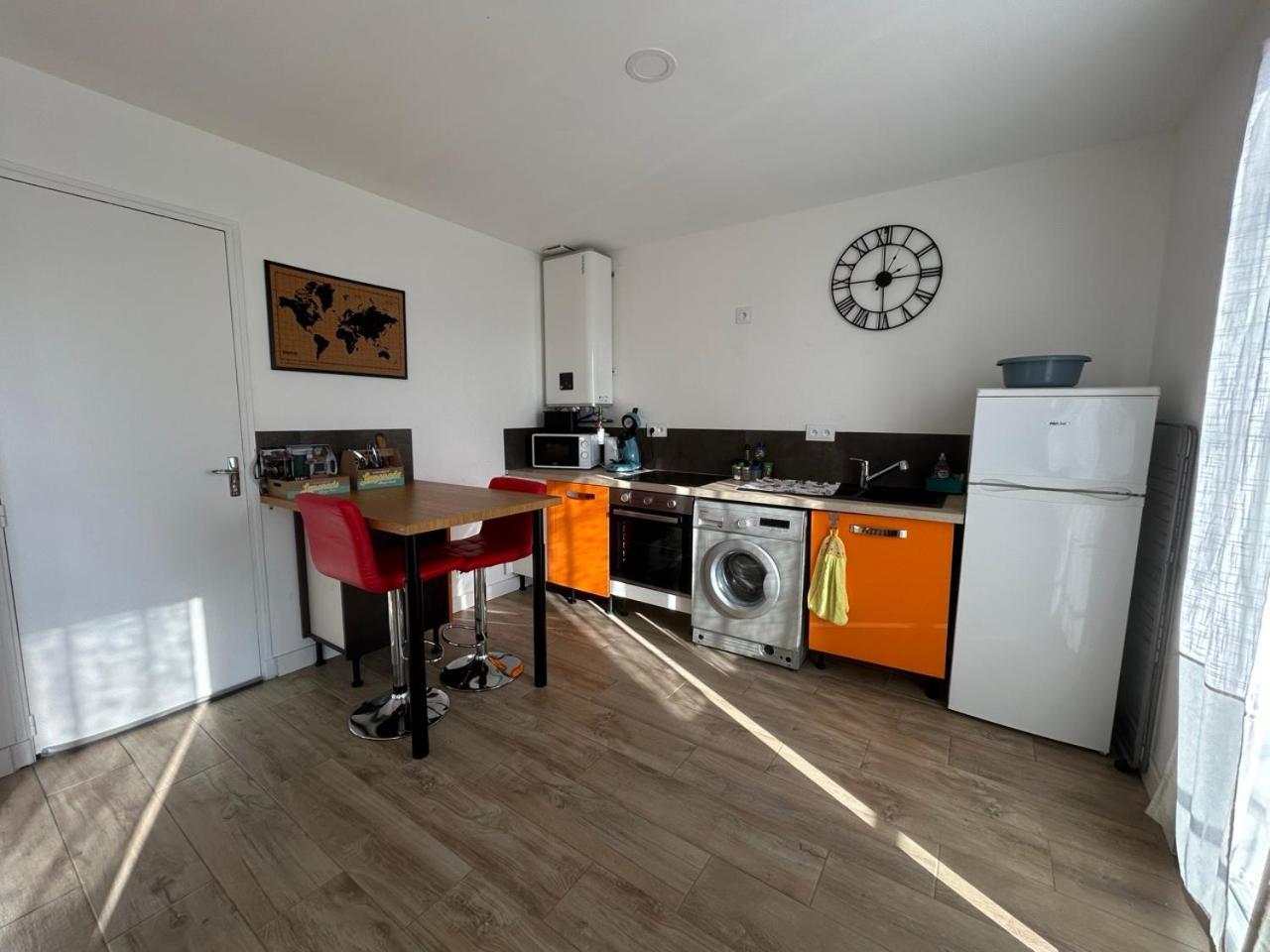 Appartement Les Voyages De Romane 나르본 외부 사진